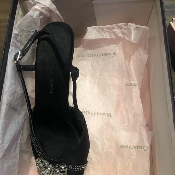 Satin Vivianni Collection Heels - Picture 3 of 5